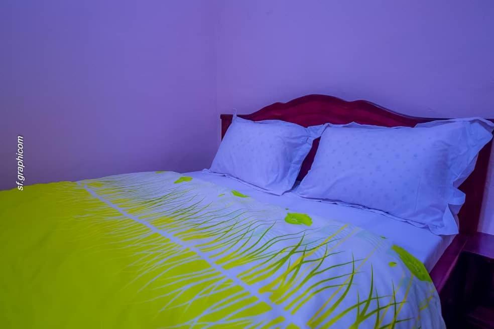 Appartements Neuf De Haut Standing Dm & Ng A Bafoussam Екстер'єр фото